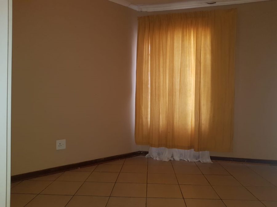 3 Bedroom Property for Sale in Geelhoutpark North West
